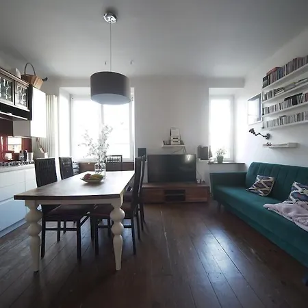 Stary Zoliborz Metro Wilsona Varşova